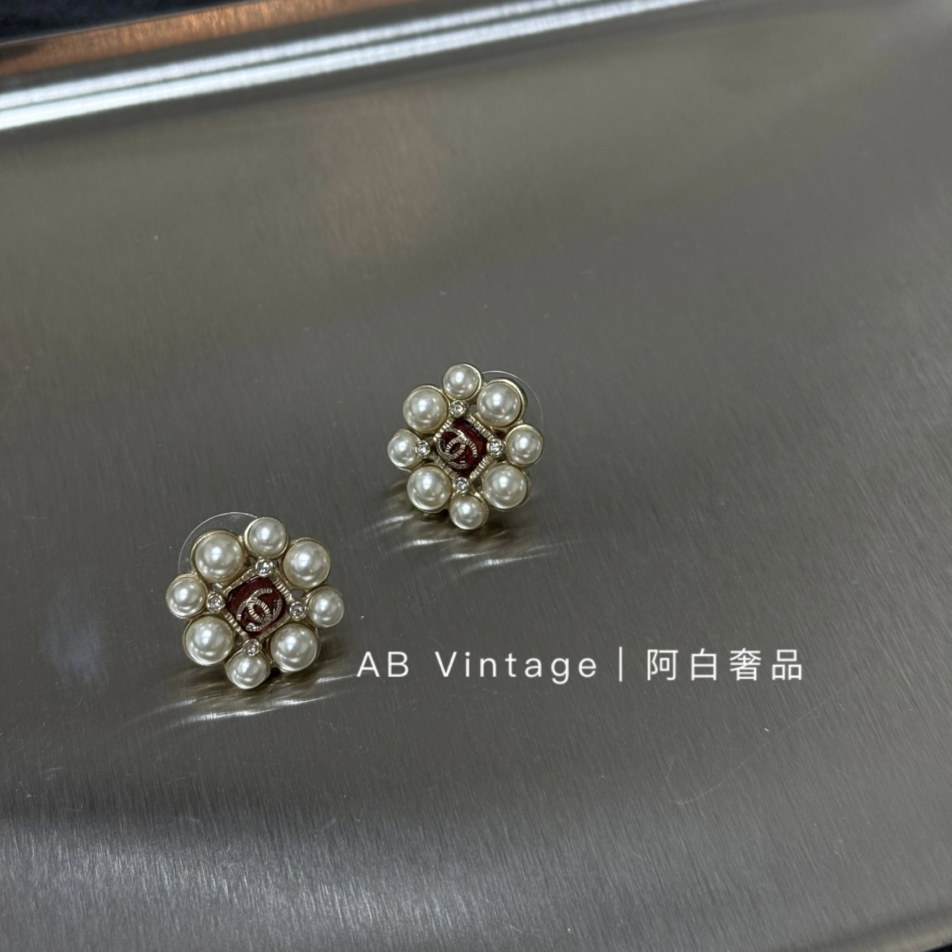 95新 Chanel/香奈儿 阿白奢品/ 红玛瑙珍珠耳钉