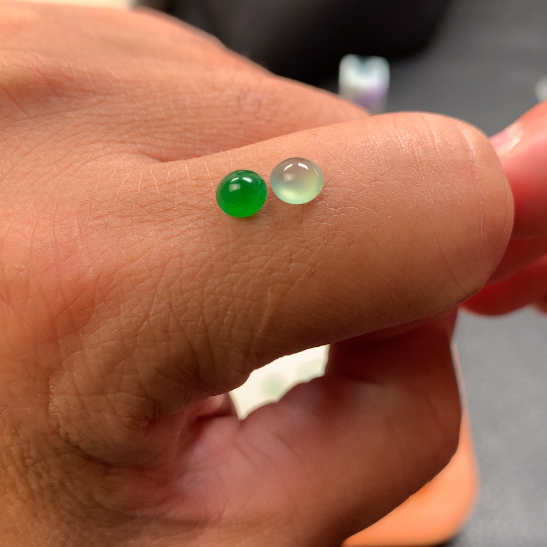 翡翠未镶嵌耳饰翡翠