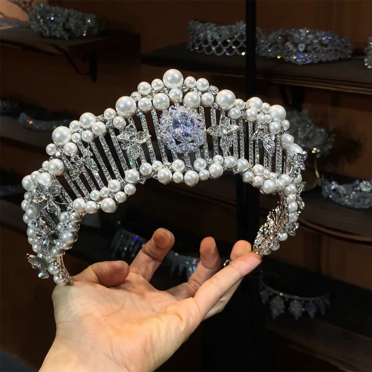 ETE-18074新娘新品高定婚礼皇冠珍珠锆石大气发饰化妆师主纱