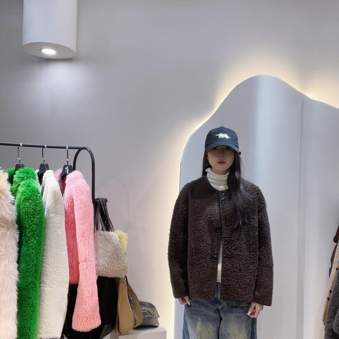 真皮皮毛一体外套222-3308