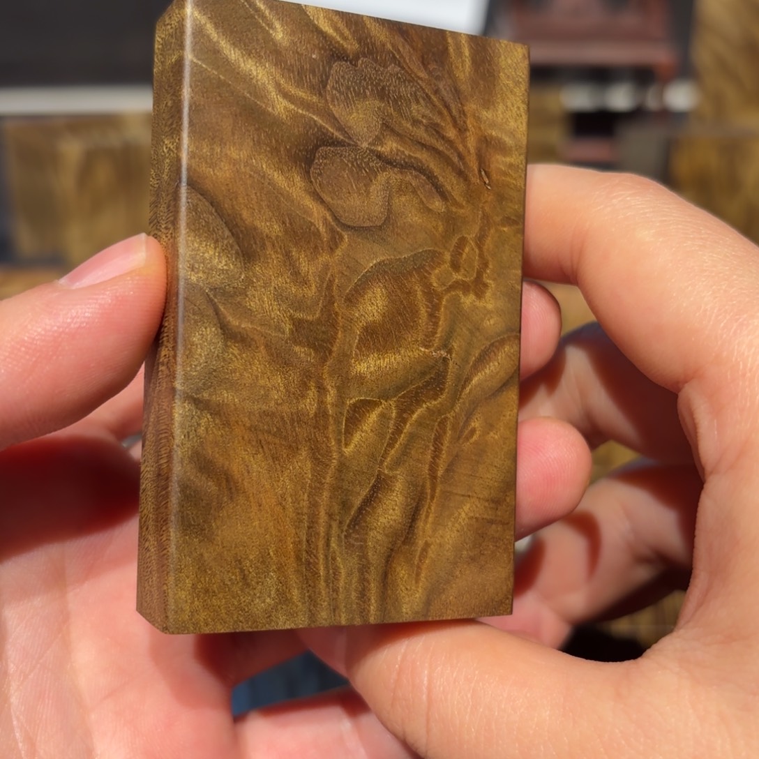 八***财金丝楠木无事牌材料