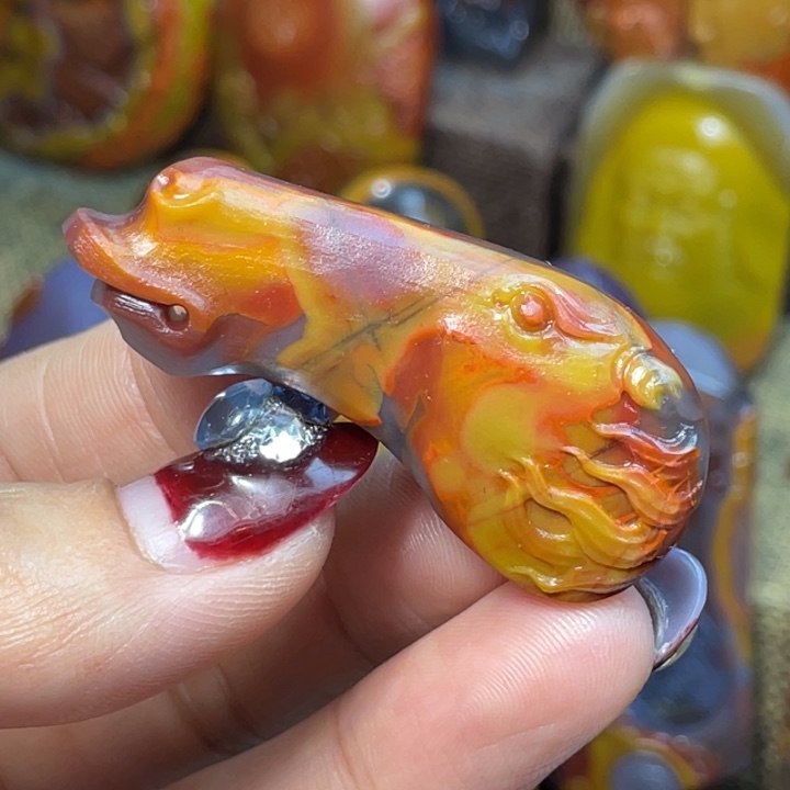 玛瑙/玉髓未镶嵌珠宝奇石北票阴阳面仿古马头