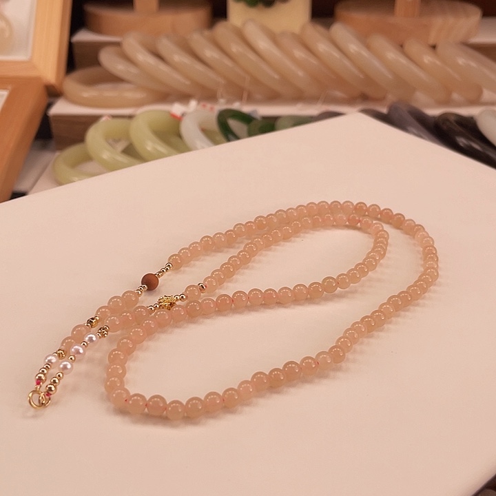 和田玉项链未镶嵌