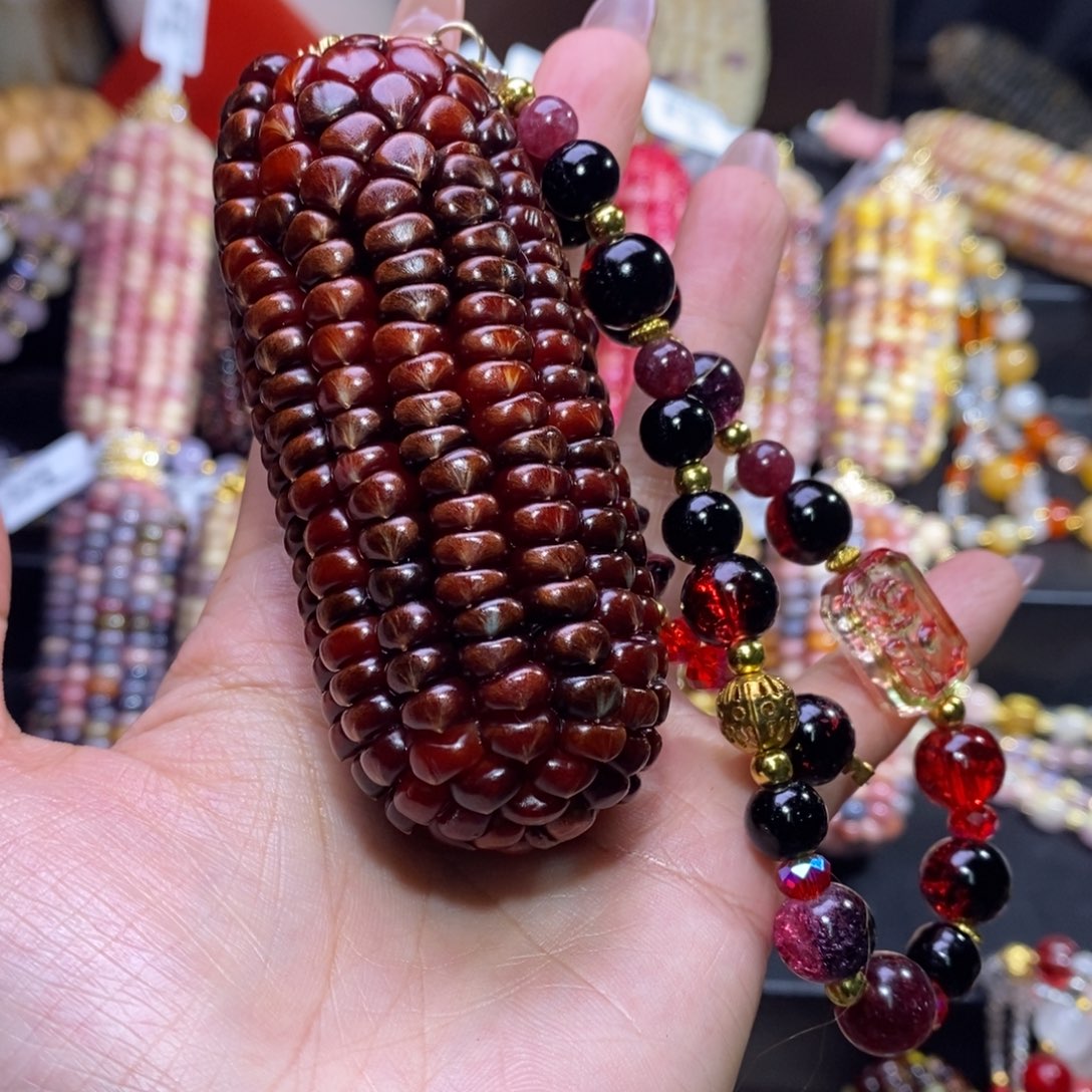 玉隋*志文玩玉米 红棕色