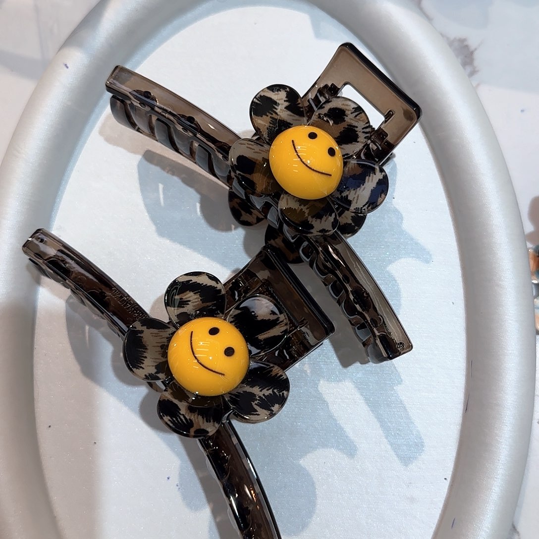 无非金属2个13公分豹纹太阳花朵抓夹