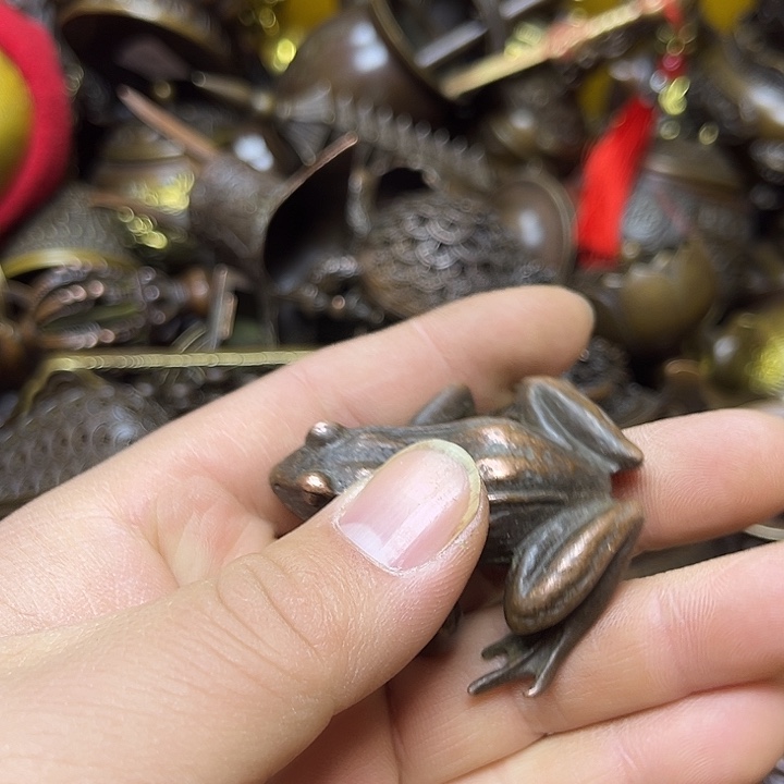 诚信经营精美铜器