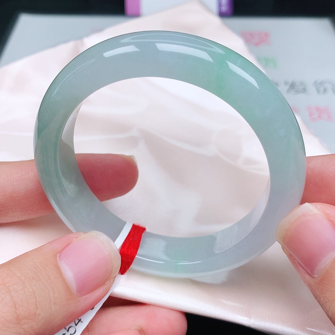 未镶嵌手镯翡翠天然翡翠手镯