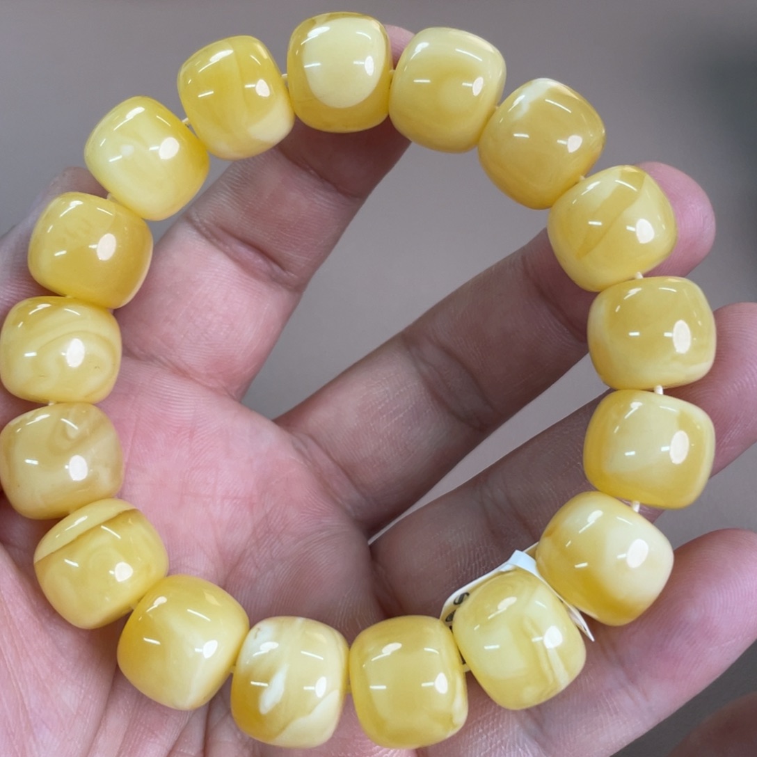 蜜蜡裸石未镶嵌028000:0000