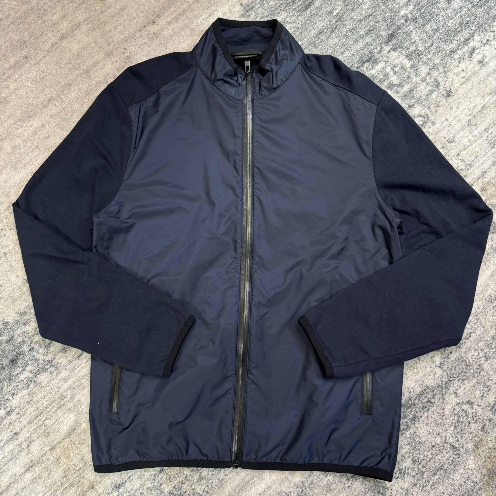 未使用 Prada/普拉达 经典净版双色拼接外套LYGP031