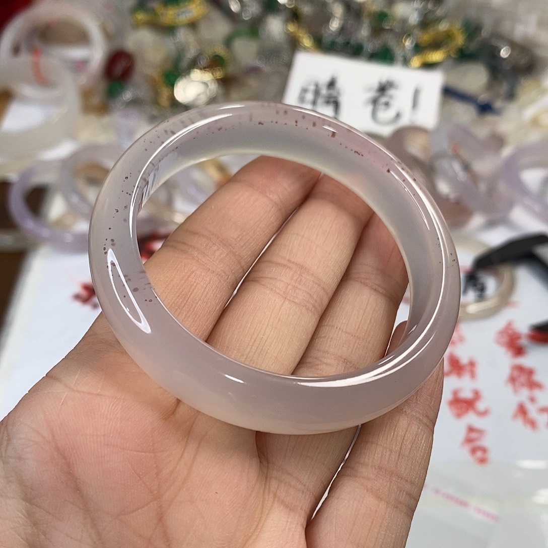 玛瑙/玉髓未镶嵌手镯A103。54.7