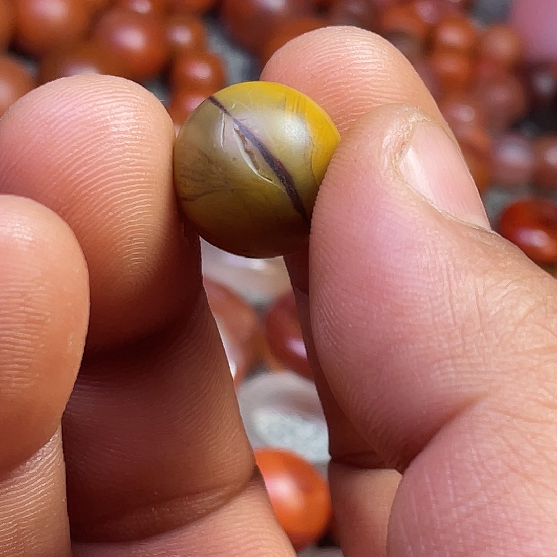 思***莲南红玛瑙未镶嵌川料南红纯手工手工打磨