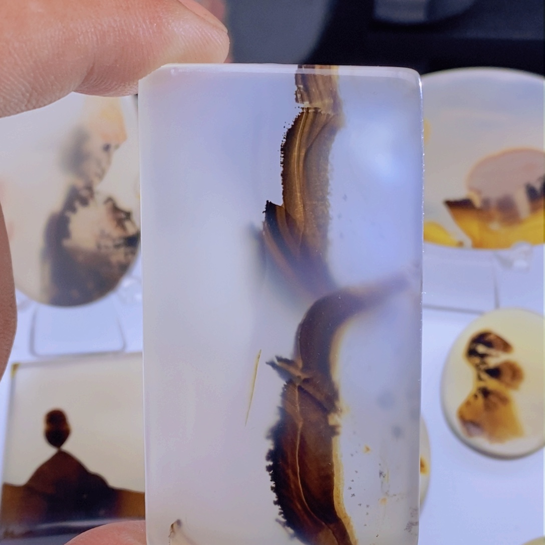 玛瑙/玉髓颈饰未镶嵌