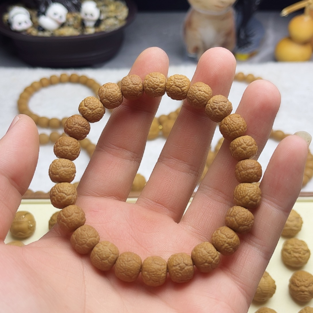 冷猴头雕刻饕餮手串，全品
