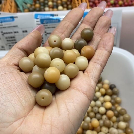 吊坠白玉菩提微瑕12.7糖果胖苹果110颗