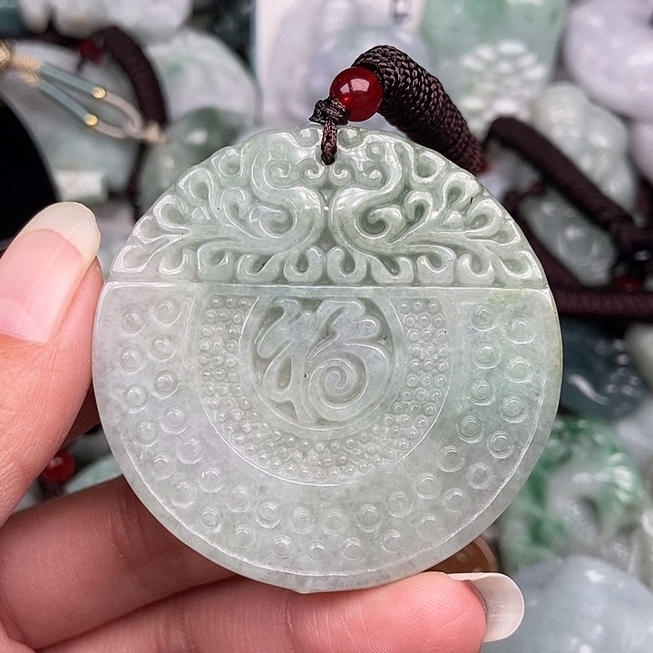 颈饰未镶嵌翡翠翡翠