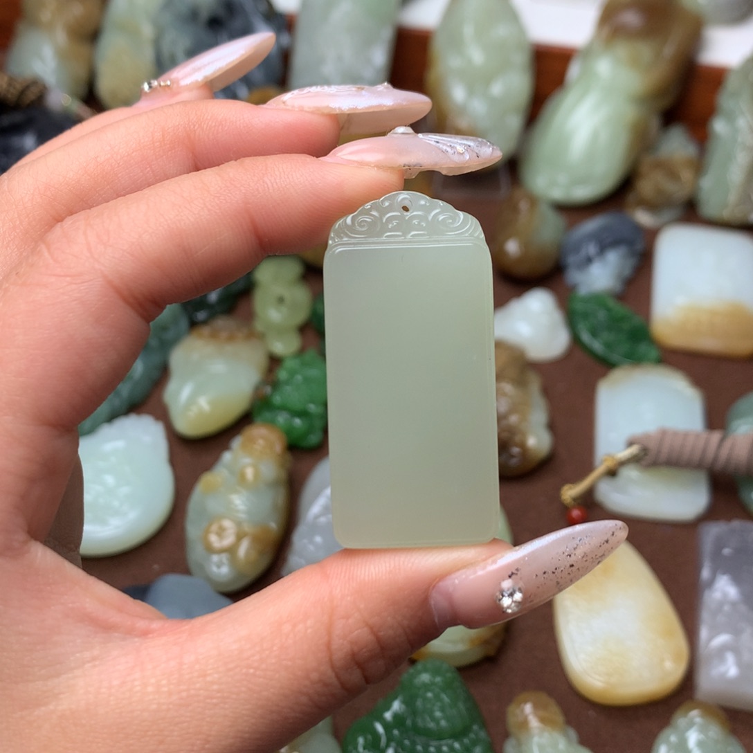 和田玉挂件未镶嵌