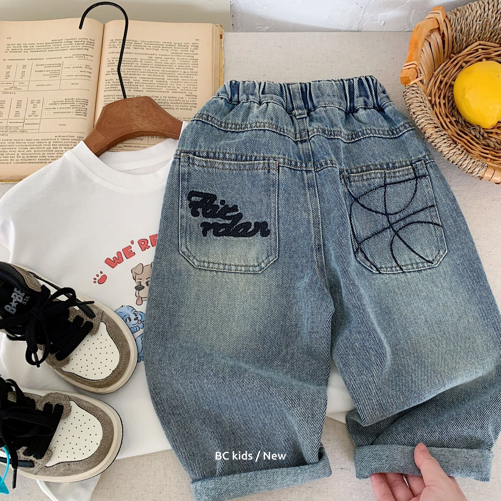 BC  2025春季新款宽松直筒长裤男女童春装牛仔裤 H0072