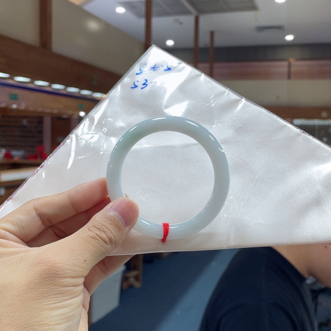 未镶嵌手镯翡翠翡翠