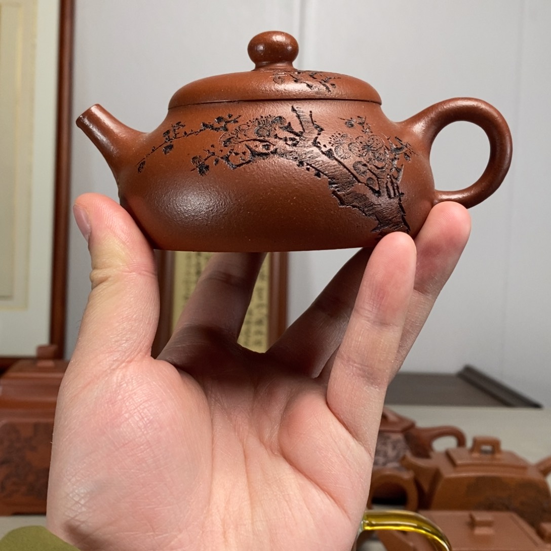 紫砂茶壶原矿泥料传统工艺制作