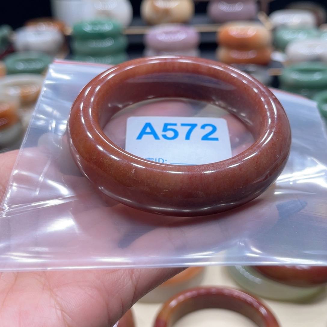 石英质玉手镯合金奶*