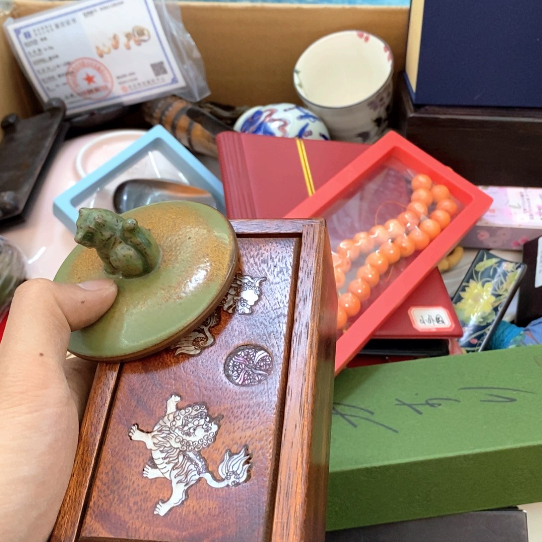 瓷片哈哈哈我们现在真的