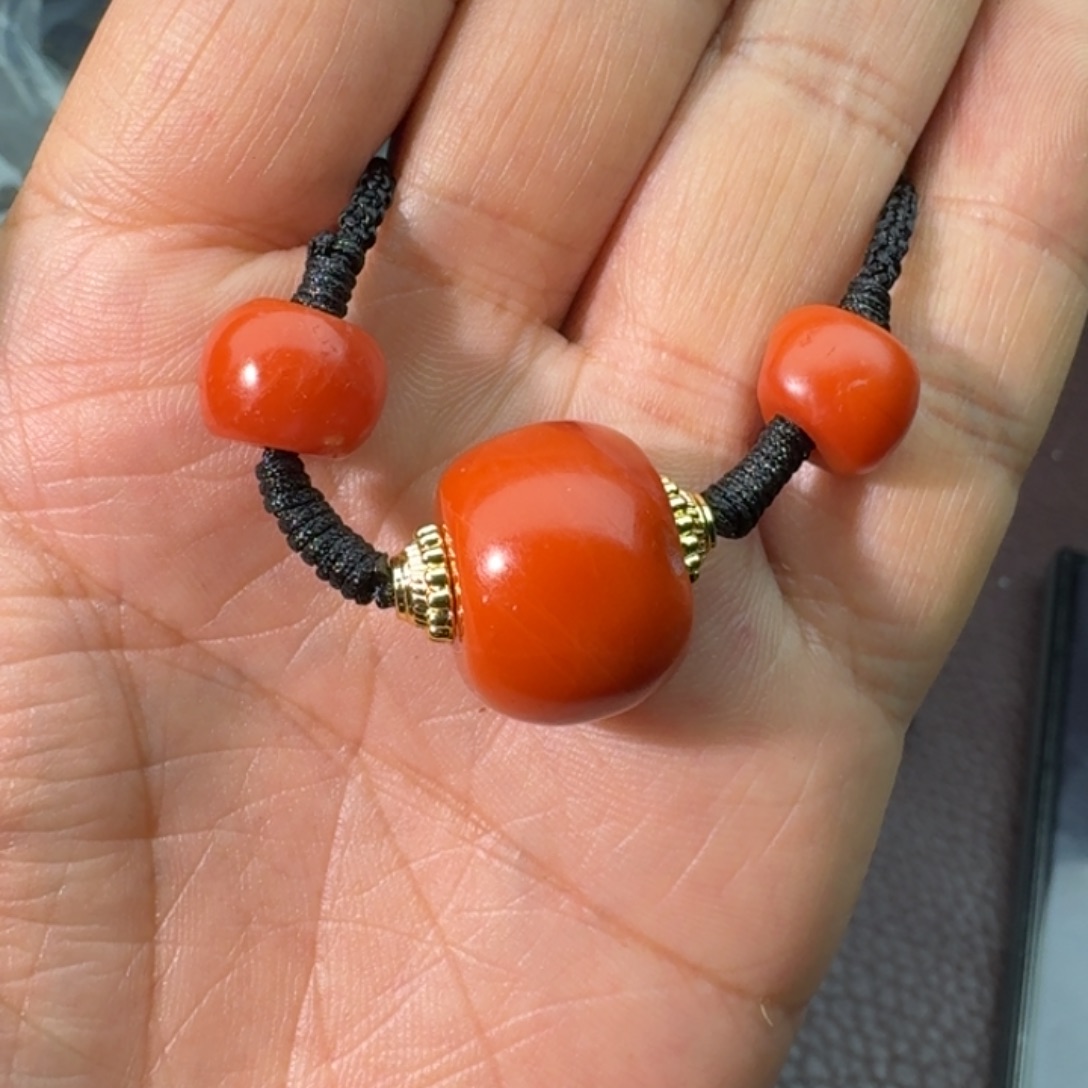 南红玛瑙未镶嵌颈饰