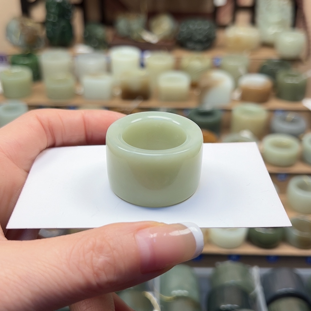 蛇纹石玉未镶嵌戒指22.3内径30号