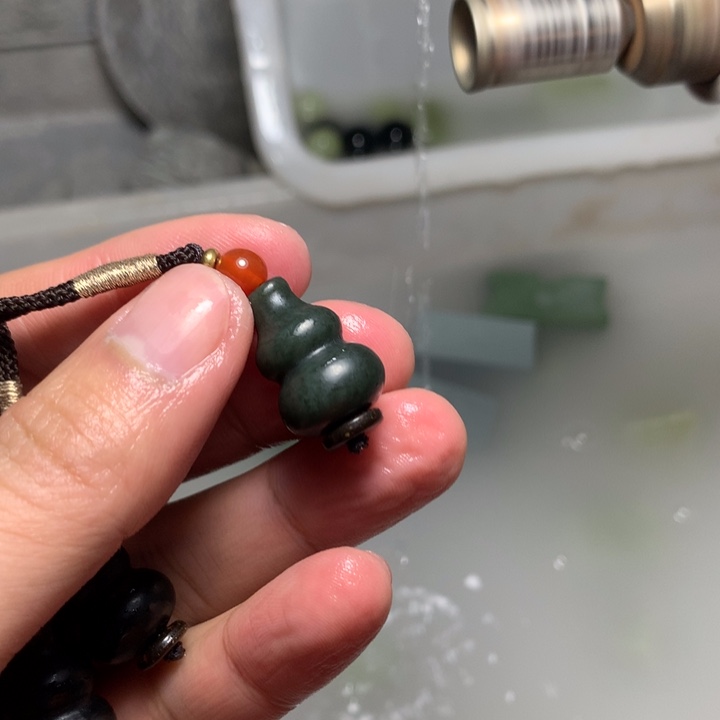 和田玉未镶嵌手串