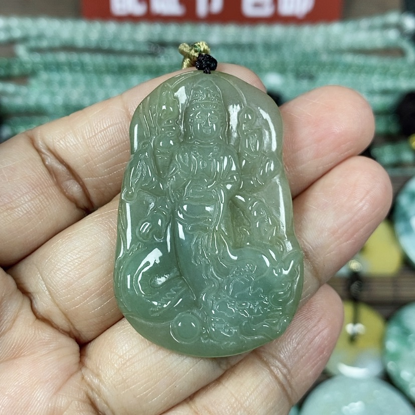 【闪购商品】翡翠颈饰未镶嵌玉吊坠翡翠玉随性御龙千手观音
