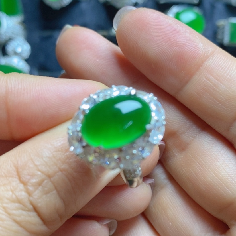 【闪购商品】翡翠挂件银S925镶嵌蛋面女戒