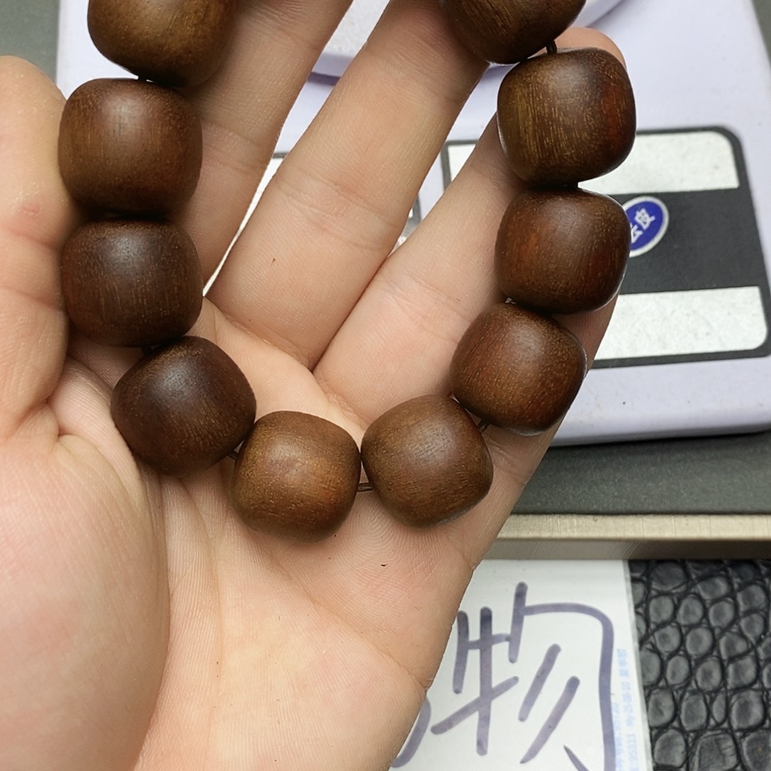 沉香碎屑沉香21登留眉