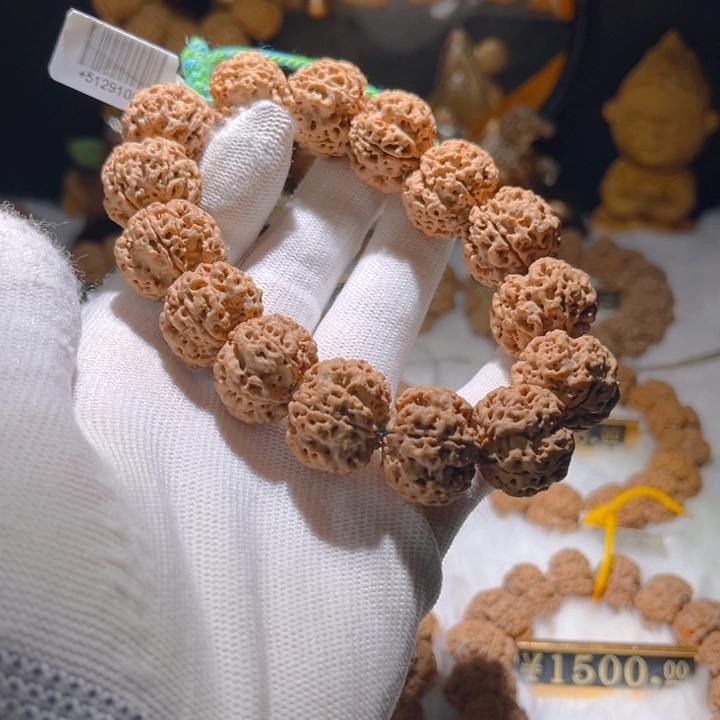 金刚菩提手串平头平尾梁产区梅花