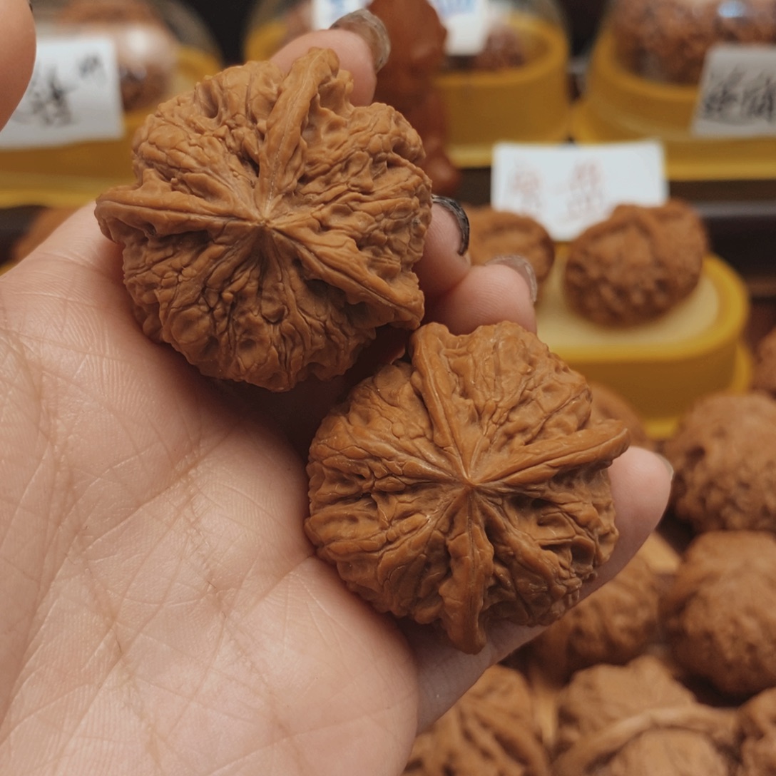 吊坠文玩核桃39全品雨花石三棱