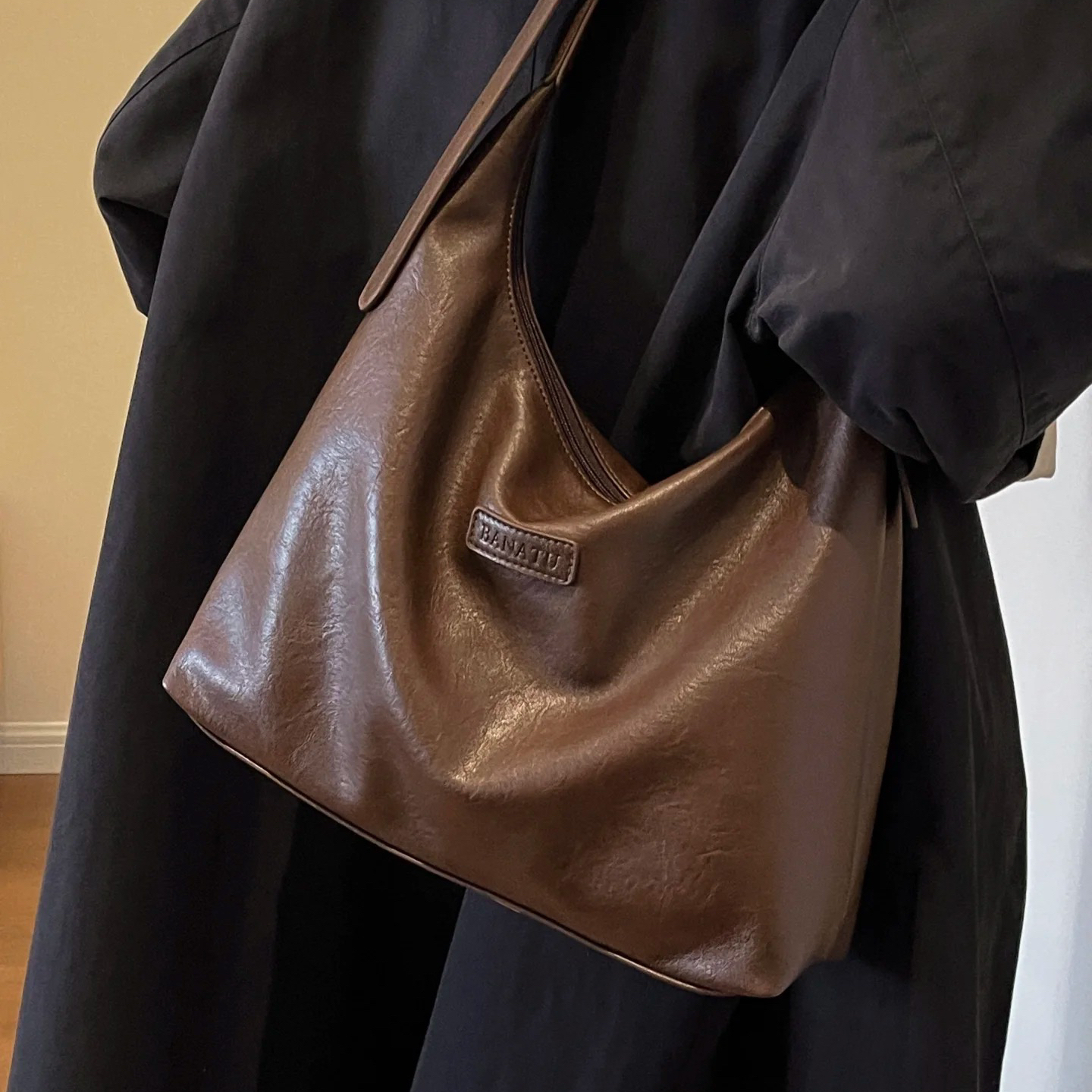 【1-77】户外运动时尚女包