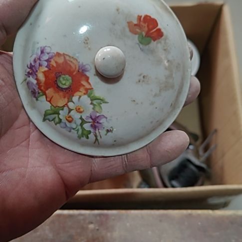 1****陶瓷精美摆件（不退换，微瑕疵）