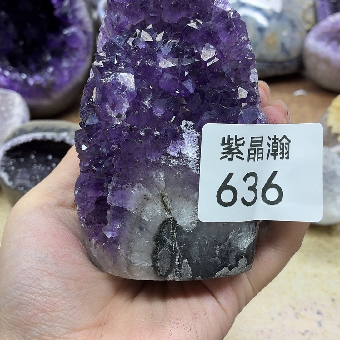 未镶嵌大型摆件（非配饰）水晶