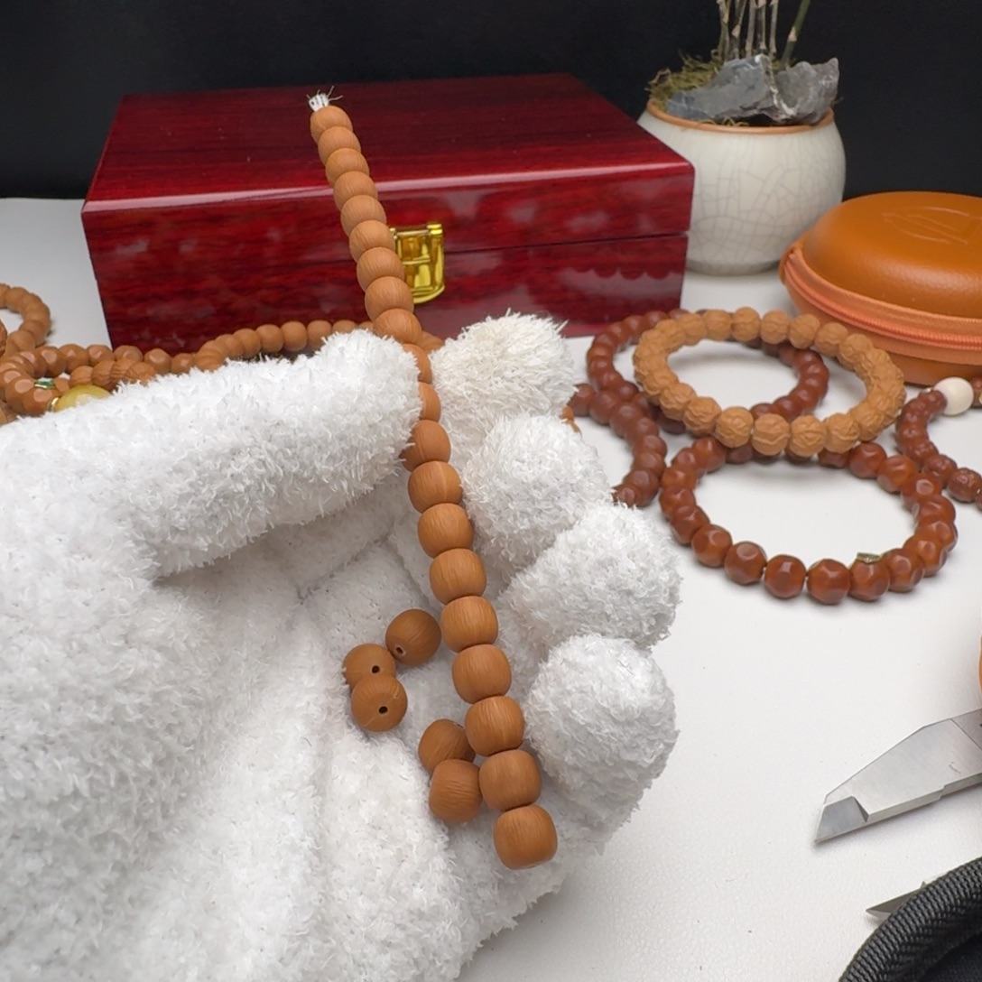 M***生猴头核桃手串山峦补钱