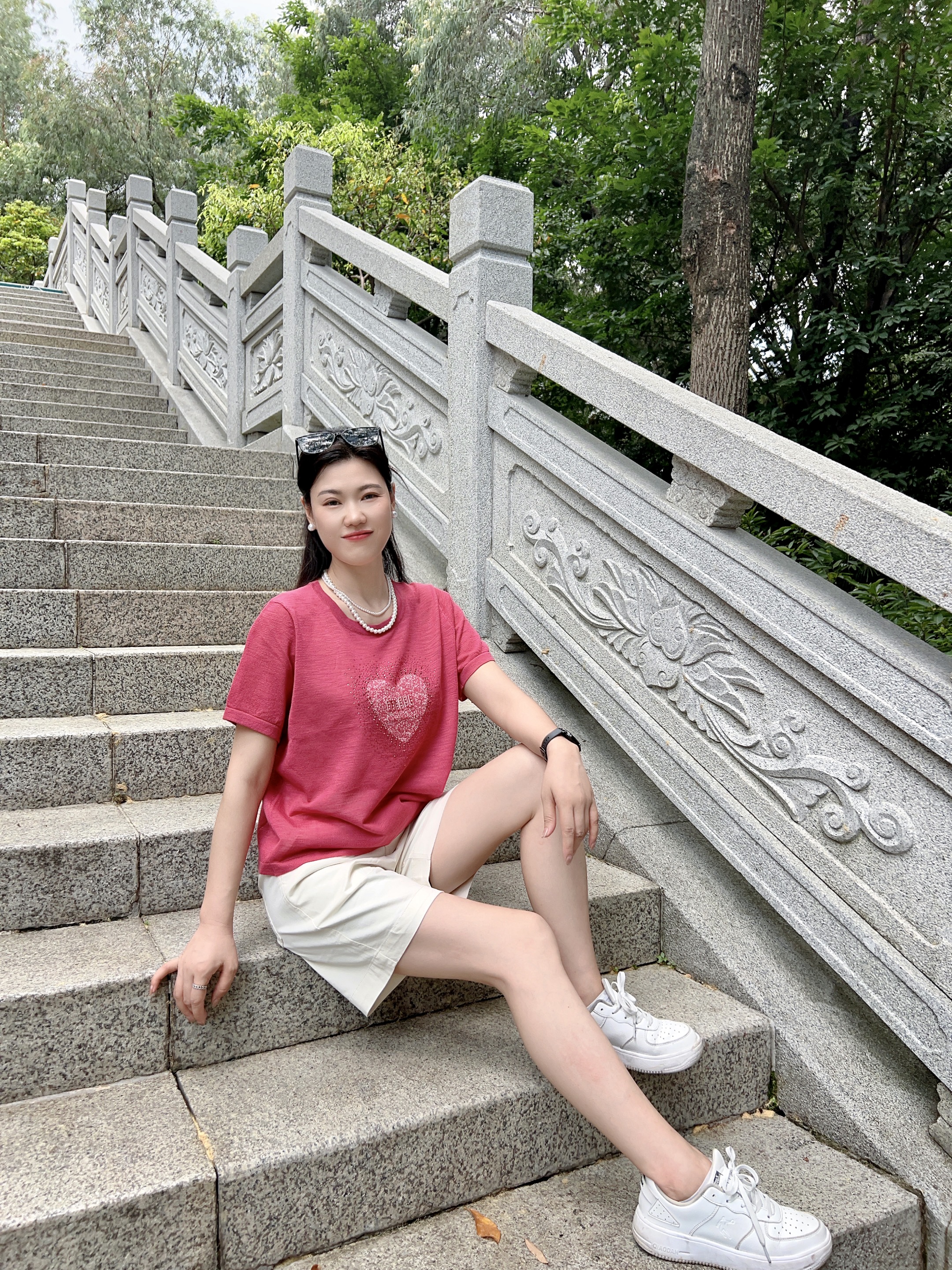 天兰TIANLAN夏季新品重工钉珠烫钻时尚百搭上衣D22537T