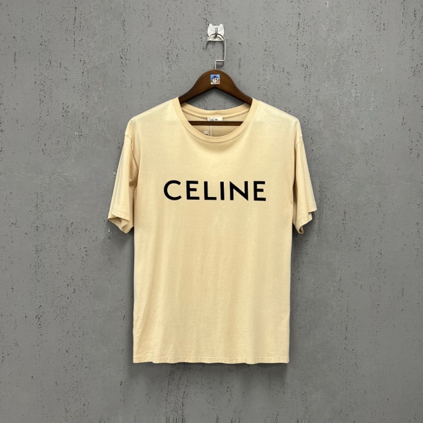 99新 Celine/思琳 celine卡其色字母大logo短袖m码