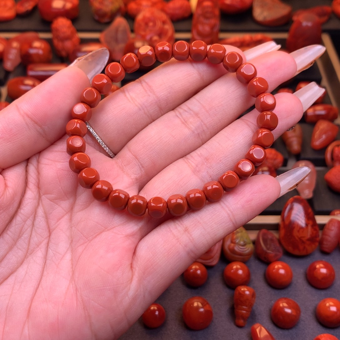 南红玛瑙未镶嵌原矿六方手串6.2mm