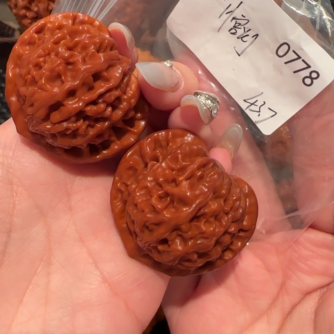 阿***奎文玩核桃吊坠玉化宫灯43精品