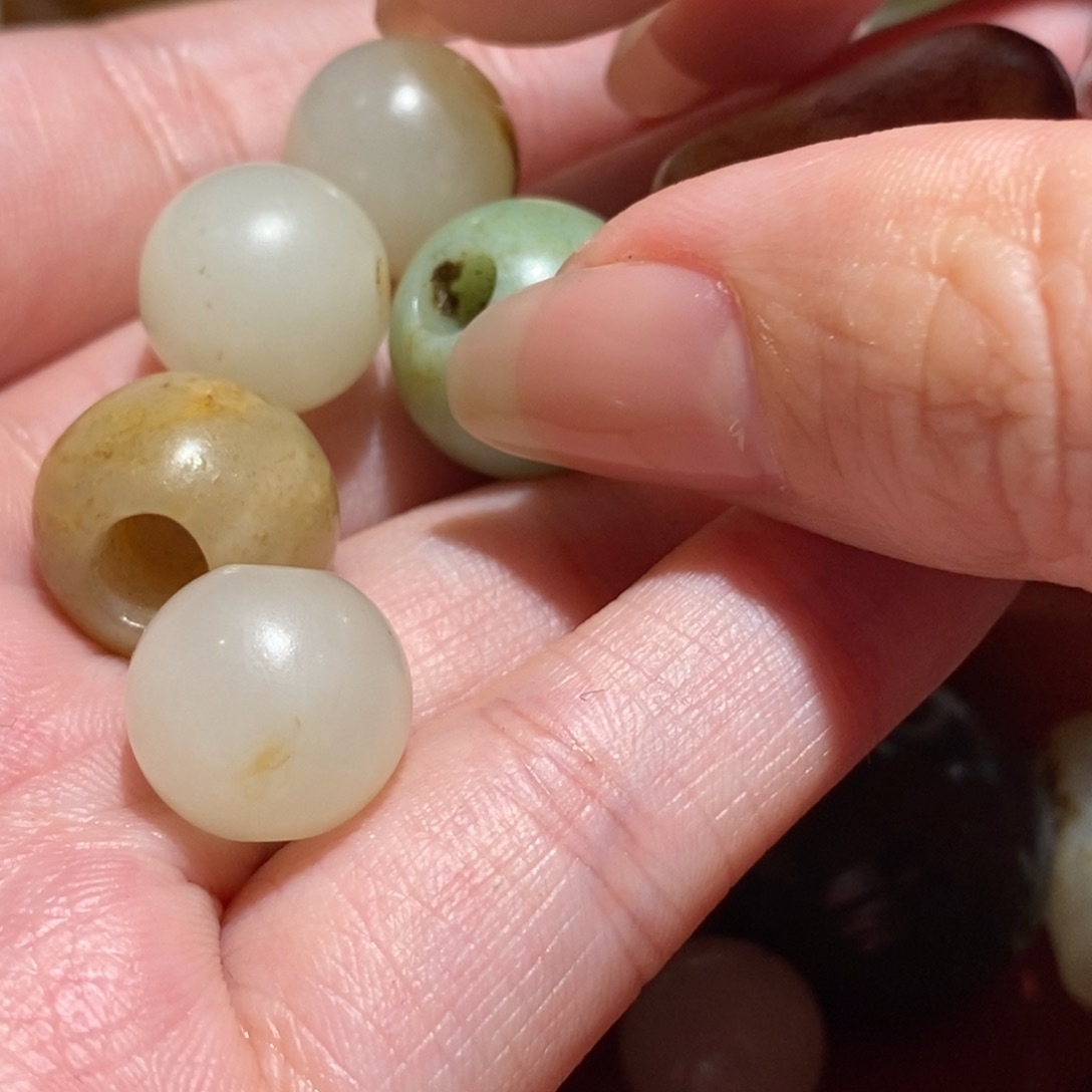 和田玉珠子未镶嵌樊****ó