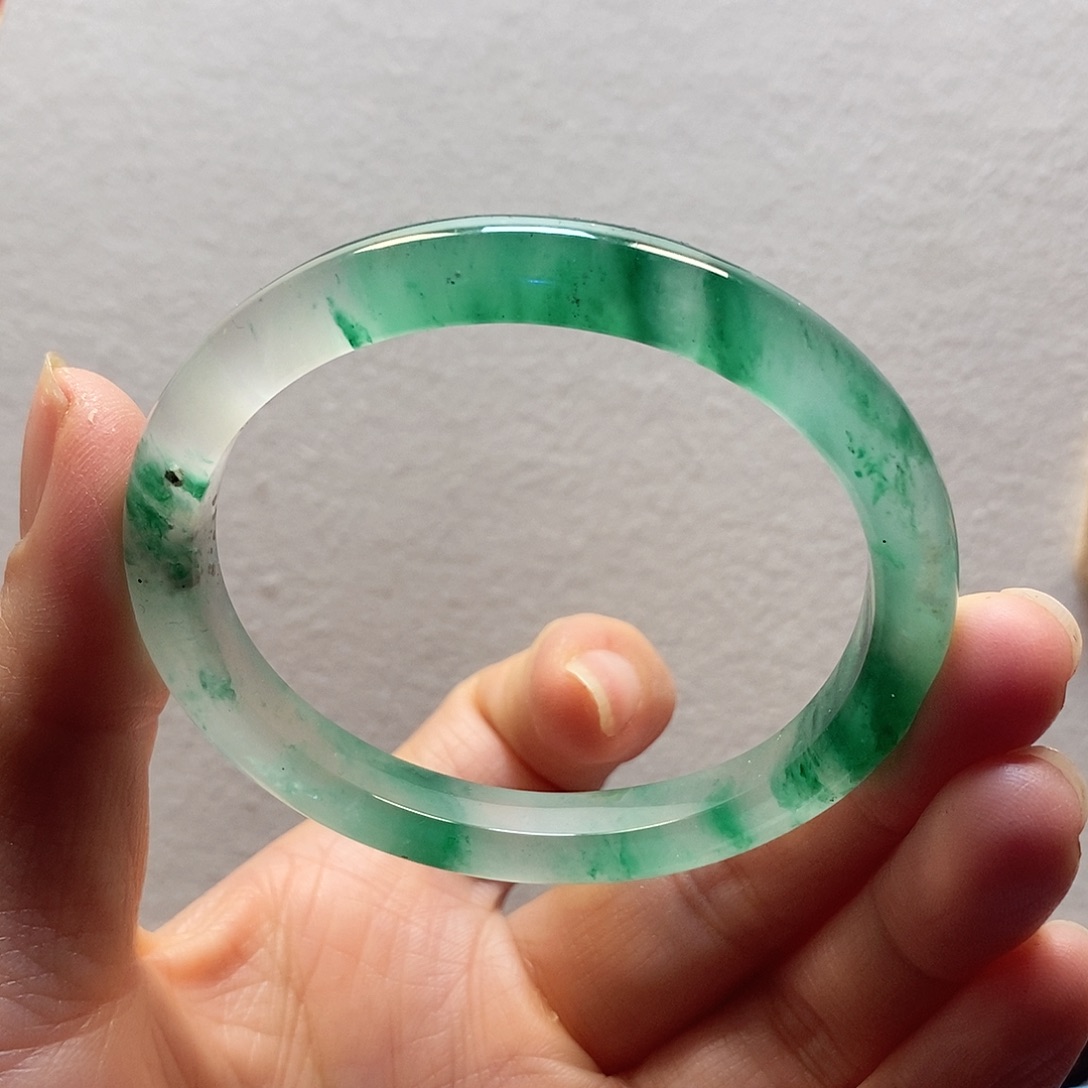 石英质玉手镯（贵妃镯）未镶嵌适合50-51戴