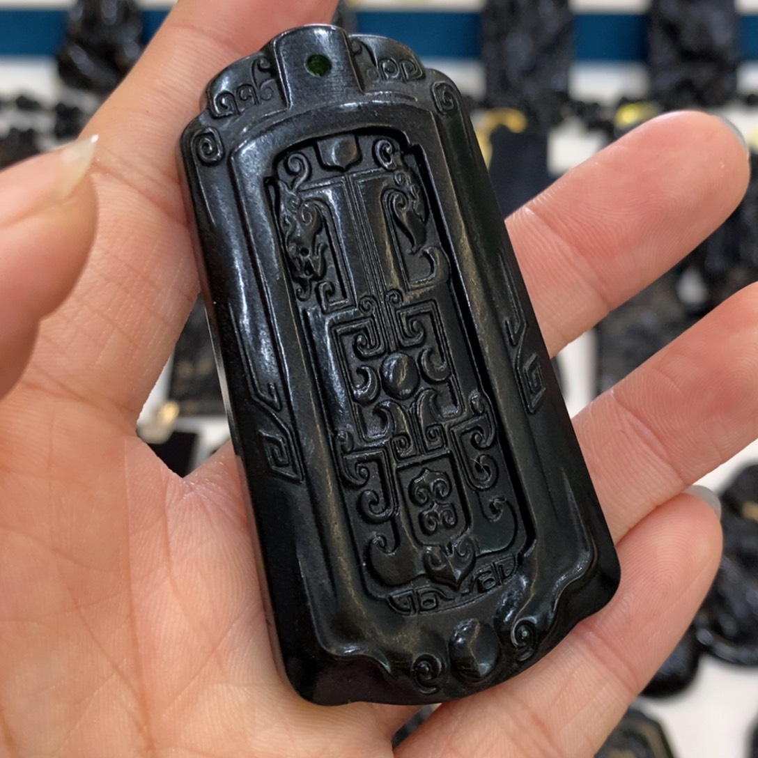 @***叔蛇纹石玉未镶嵌吊坠