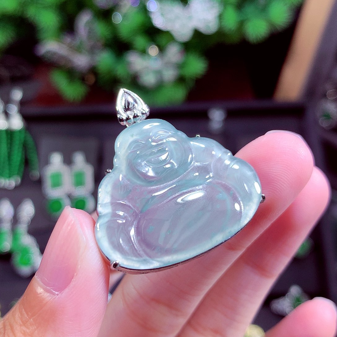 颈饰未镶嵌翡翠天然