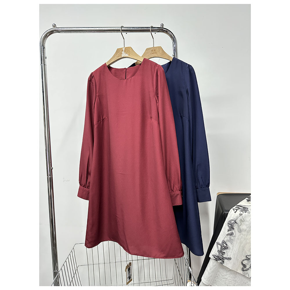 Q315  春秋新款女士纯色休闲圆领长袖中长款时尚百搭连衣裙女