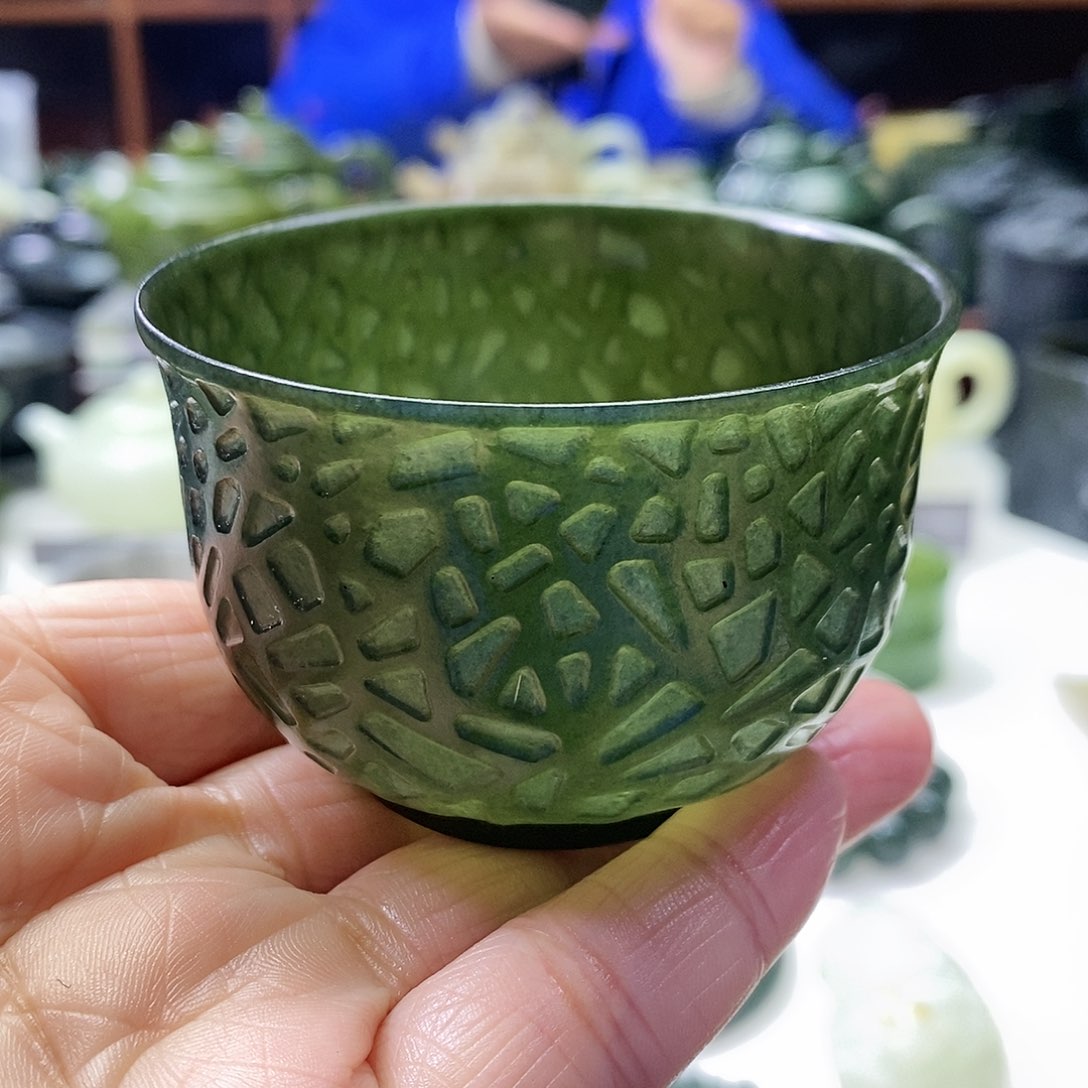 和田玉茶杯未镶嵌