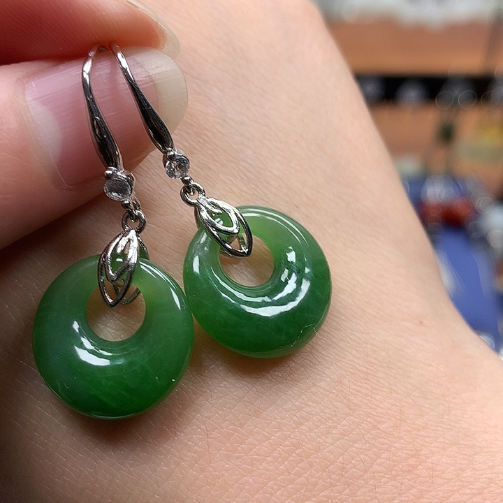 和田玉银S925镶嵌耳饰平安扣16左右碧玉