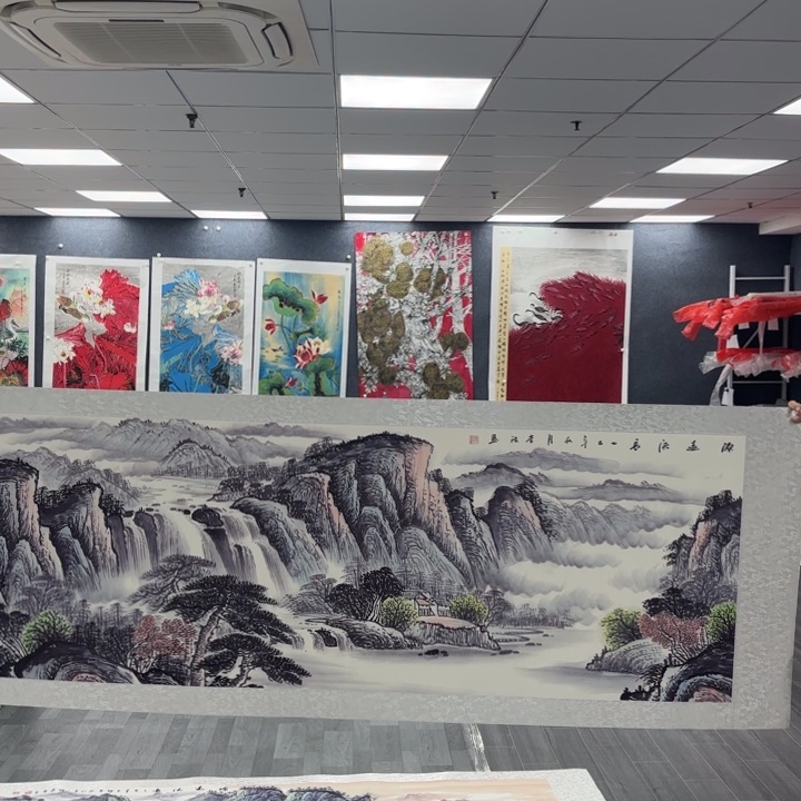 字画等多种形式的艺术作品和艺术作品