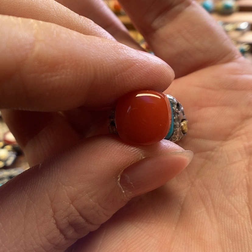 【闪购商品】南红玛瑙戒指足银镶嵌老*条
